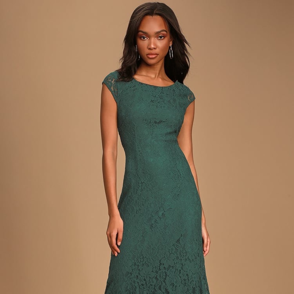 NWT Lulu's Emerald Green Lace Backless Maxi Dress
